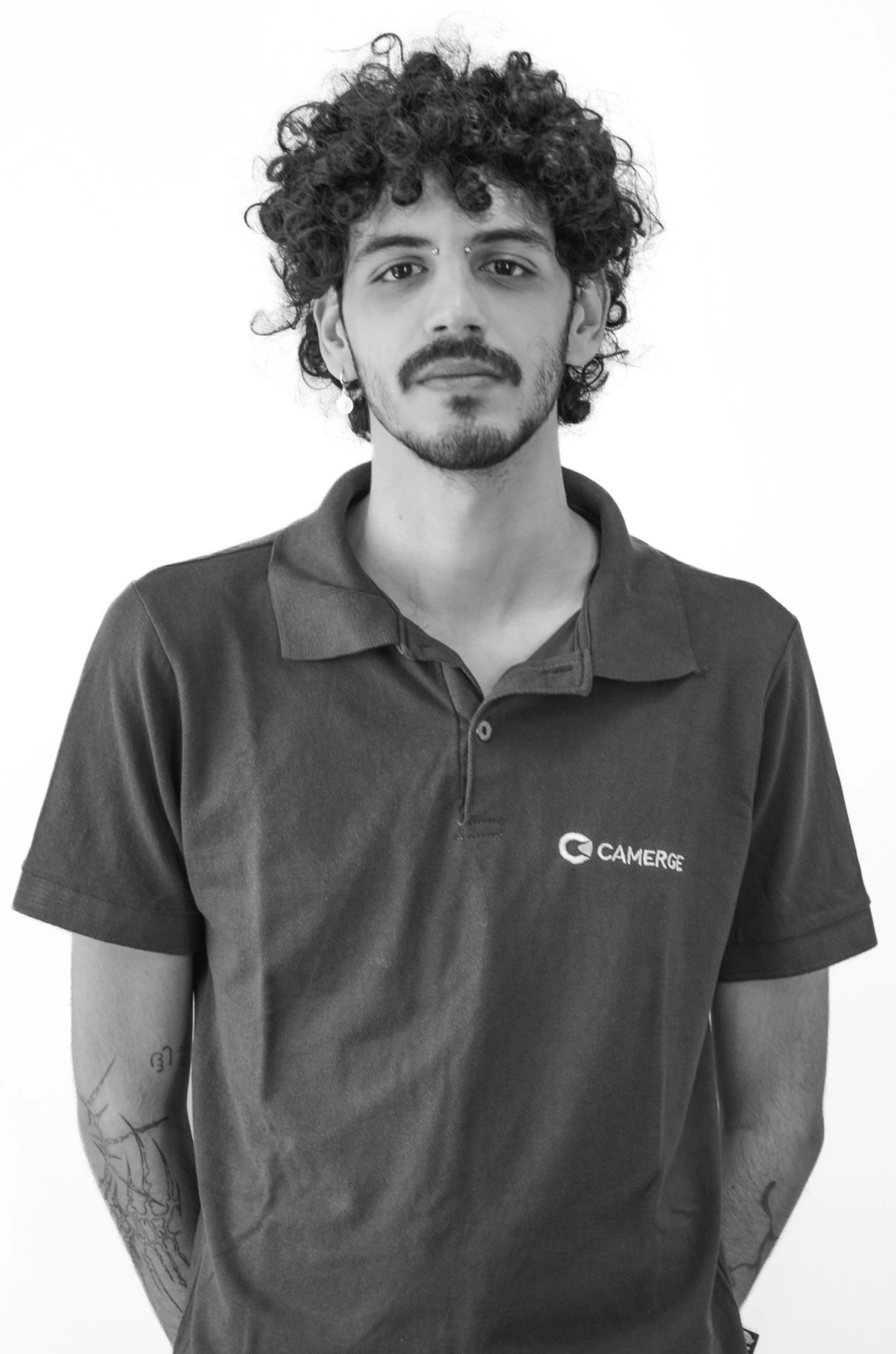 retrato de vitor hugo cunha
